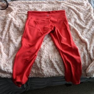 Lululemon Wunder Under Reversible Capri Size 6